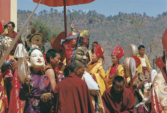 A Tibetan dance ceremony, photographed by Virendra Kumar