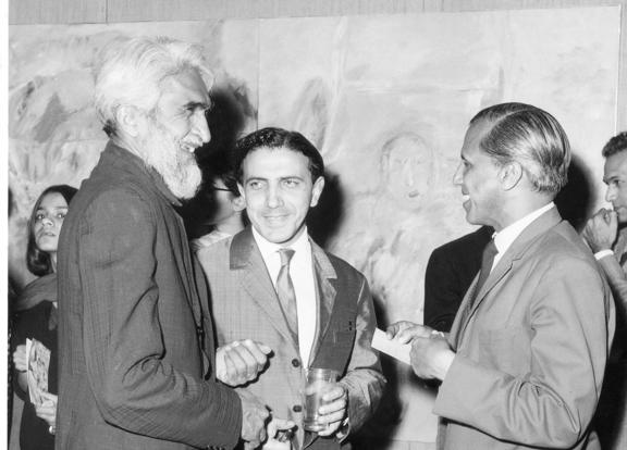Husain, Alkazi, and Shiv Kapur at the opening of Tyeb Mehta’s one-man show at Kumar Gallery, 1966